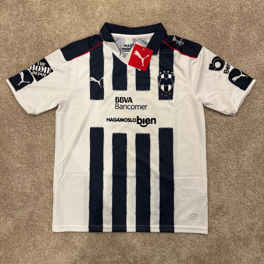 PUMA Club Monterrey Home Jersey 16/17 KIDS Size XL